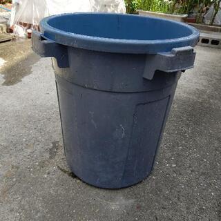 【差し上げます】屋外用ゴミ箱 ポリバケツ45L 蓋無し