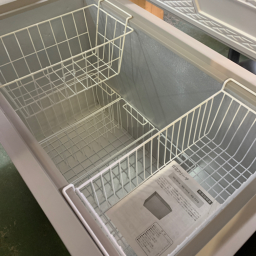 HITACHI 冷凍庫　305リットル　中古　大型