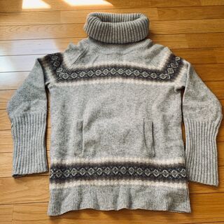 Gapのタートルネックセーター