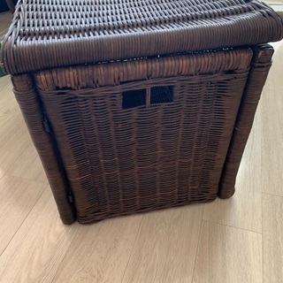 IKEA 収納ケース　蓋付きの画像