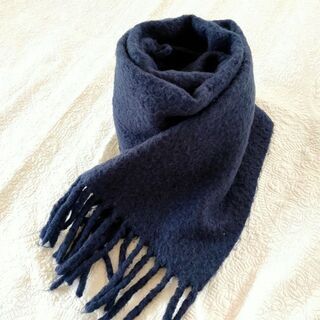 DHOLICのマフラー  差し上げます