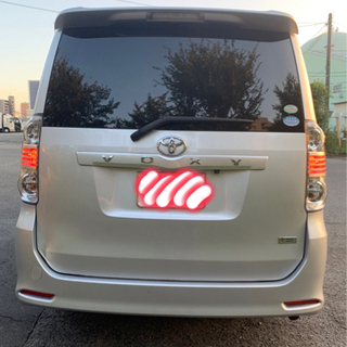 車検付きヴォクシーの画像