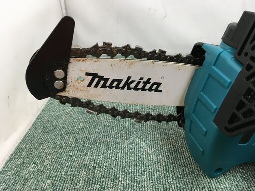 マキタ　充電式チェーンソー　UC122D　中古品