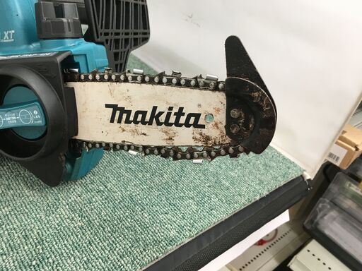 マキタ　チェーンソー　UC122D　中古品②