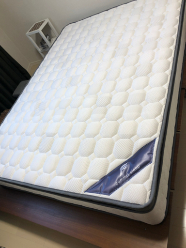 受付終了！【美品】使用半年のみ！ダブルベッド