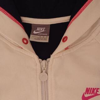 NIKE パーカーの画像
