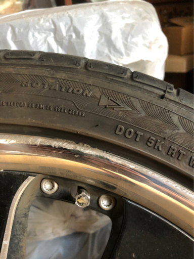 タイヤ付き19インチホイール  (225/40 ZR19)