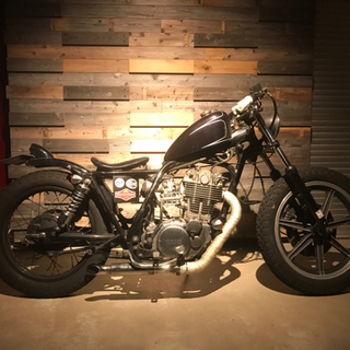 YAMAHA SR400 フルカスタム！ 車検残有りの画像