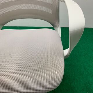 中古　井上金庫　W615　肘置き付きOAチェア　グレー　龍ヶ崎倉庫の画像