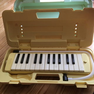ピアニカ2台セット　の画像