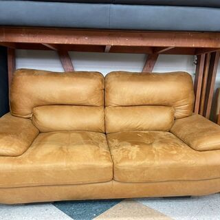 ?お勧め！！ゆったり座れる 2Pソファ ?定価￥108,000?  おしゃれなキャメル色?