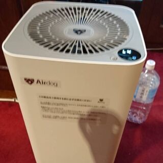 駅近バーのスッタフ募集になります。の画像