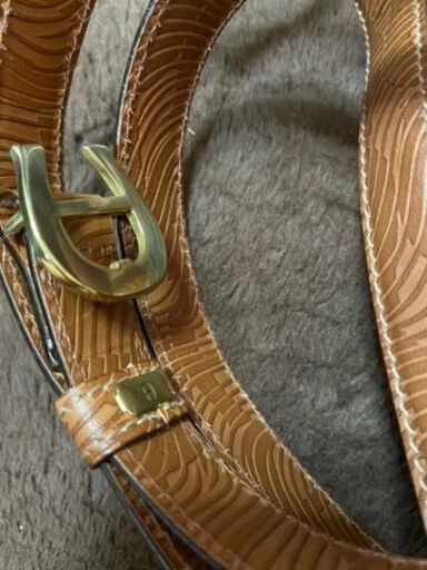 アイグナー ミューニック　AIGNER MUNIC （MADE　IN 　ITALY）　　　BAG　牛皮使用　ショルダーバッグ　ドイツに