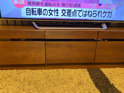 テレビボード