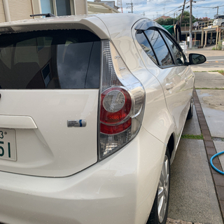 ✨激安✨平成26 年式トヨタアクア　車検令和5年10月までの画像