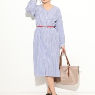 値下げ500美品Visドビーストライプタックワンピース