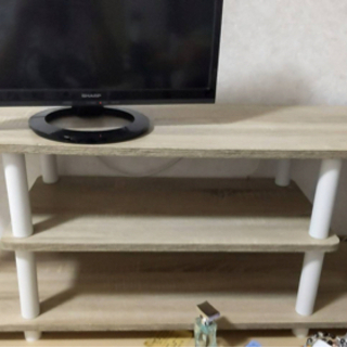 年式浅✨一人暮らしの方にオススメ✨液晶テレビとテレビボードセットの画像