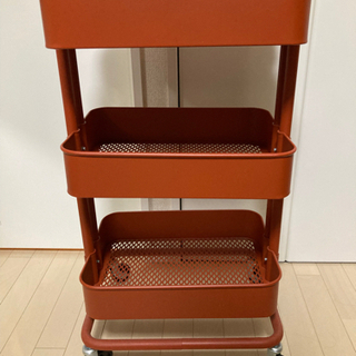 IKEA(イケア) キャスター付ワゴンの画像