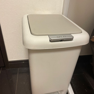 【無料】ゴミ箱を譲ります