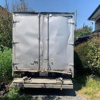 三菱キャンタ―　3tの画像