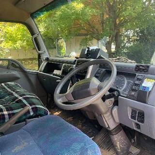 三菱キャンタ―　3tの画像