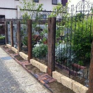枕木を譲ってください。