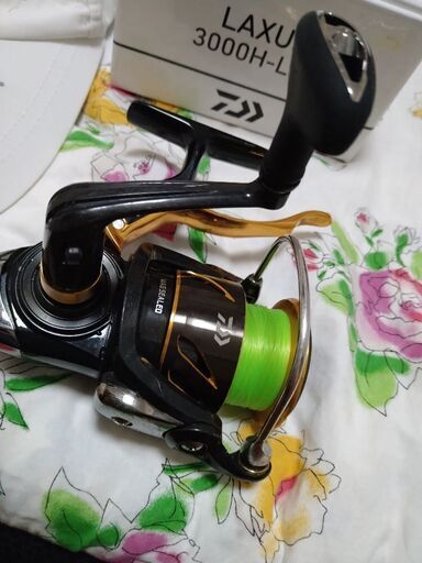 釣具　DAIWA19ラグザス3000H 釣武者キャップ