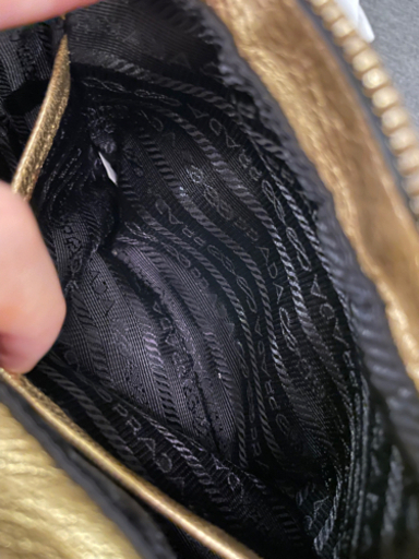 【極美品】PRADA プラダ ショルダーバッグ　ゴールド