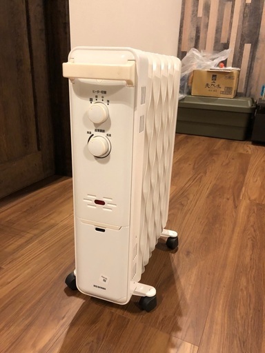 アイリスオーヤマ　オイルヒーター