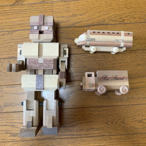 【値下げ！】組木細工　ロボット　トラック　電車