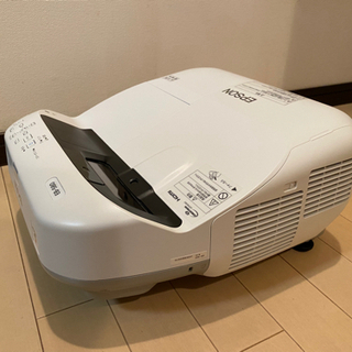 美品　動作良好　EPSON EB-580 プロジェクター 本体 EPSON(エプソン) EB-580 超短焦点プロジェクター