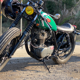 ドラム最終型！！ SR400カフェレーサーカスタム XS650カラーリング　エンジンOH後走行約8000キロの画像