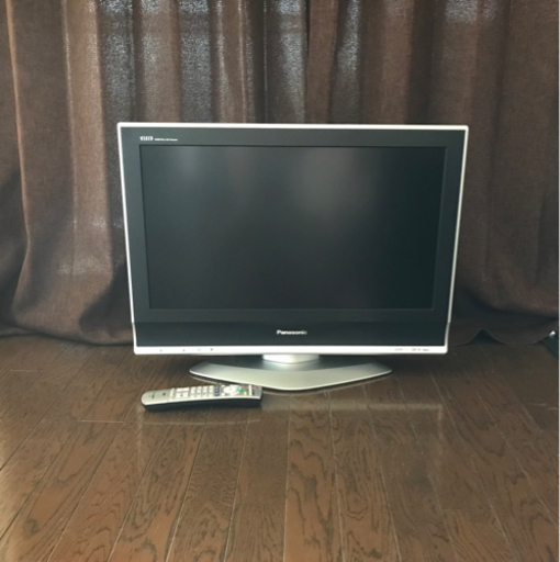 液晶テレビ　Panasonic ビエラ　26インチ