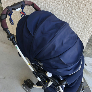 【受け渡し決まりました】アップリカ　ベビーカー　A型　ラクーナビッテの画像