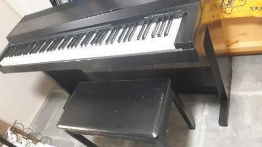 大幅値下げしました[電子ピアノ・イスあり]YAMAHA Clavinova CLP-300