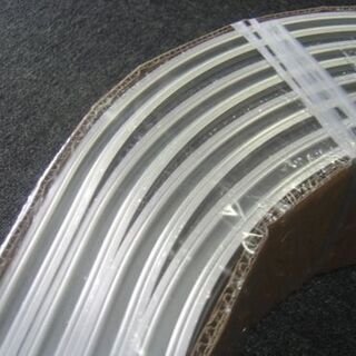 値下げ・新品カーブレール32本の画像