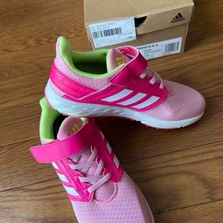 新品未使用　アディダス　キッズ