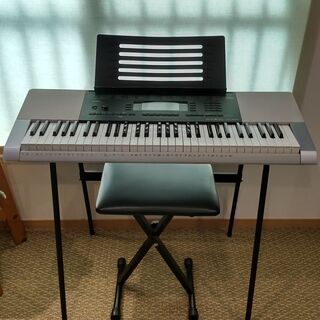 CASIO CTK-4200 スタンド、椅子、ペダル、譜面台つき