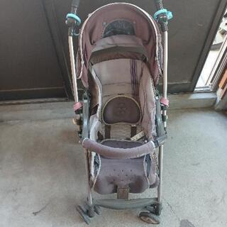 コンビ　ベビーカーの画像