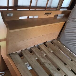 シングルベッド（マットレス付き）お譲りします