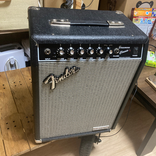 フェンダー　ベースアンプ