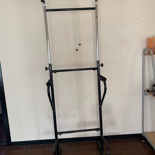 懸垂（チンニング）・ディップス マシン