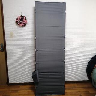 （美品）コット、ランタン、コンロ、他セットの画像