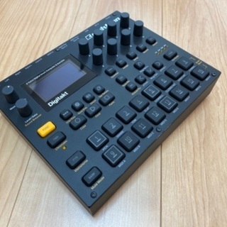 Elektron Digitakt サンプラー　ドラムマシーンの画像