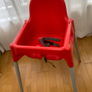 子どものハイチェアの画像