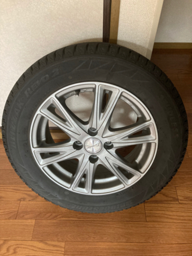 スタッドレスタイヤ　4本  15インチ　ホイール付　　ブリヂストン