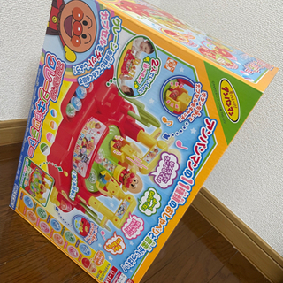 値下げしました！新品未使用 アンパンマンクレーンキャッチャーの画像