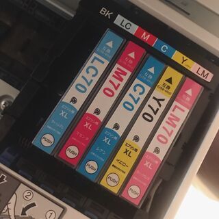 【美品】EPSONプリンタ（EP806AW）説明書付き　wifi可の画像