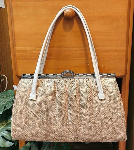 ☆【レディース がま口 手提げバッグ】Kojimaバック /ファッション /オシャレなオーク色