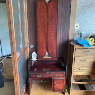 正座したら丁度いい高さの鏡台（椅子無し）